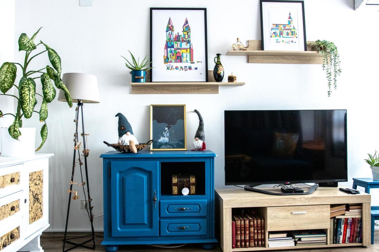 Apartment Gallery *